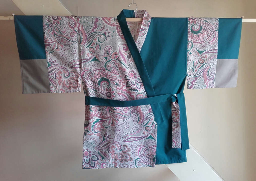 kimono-cachemiry-bleu-face